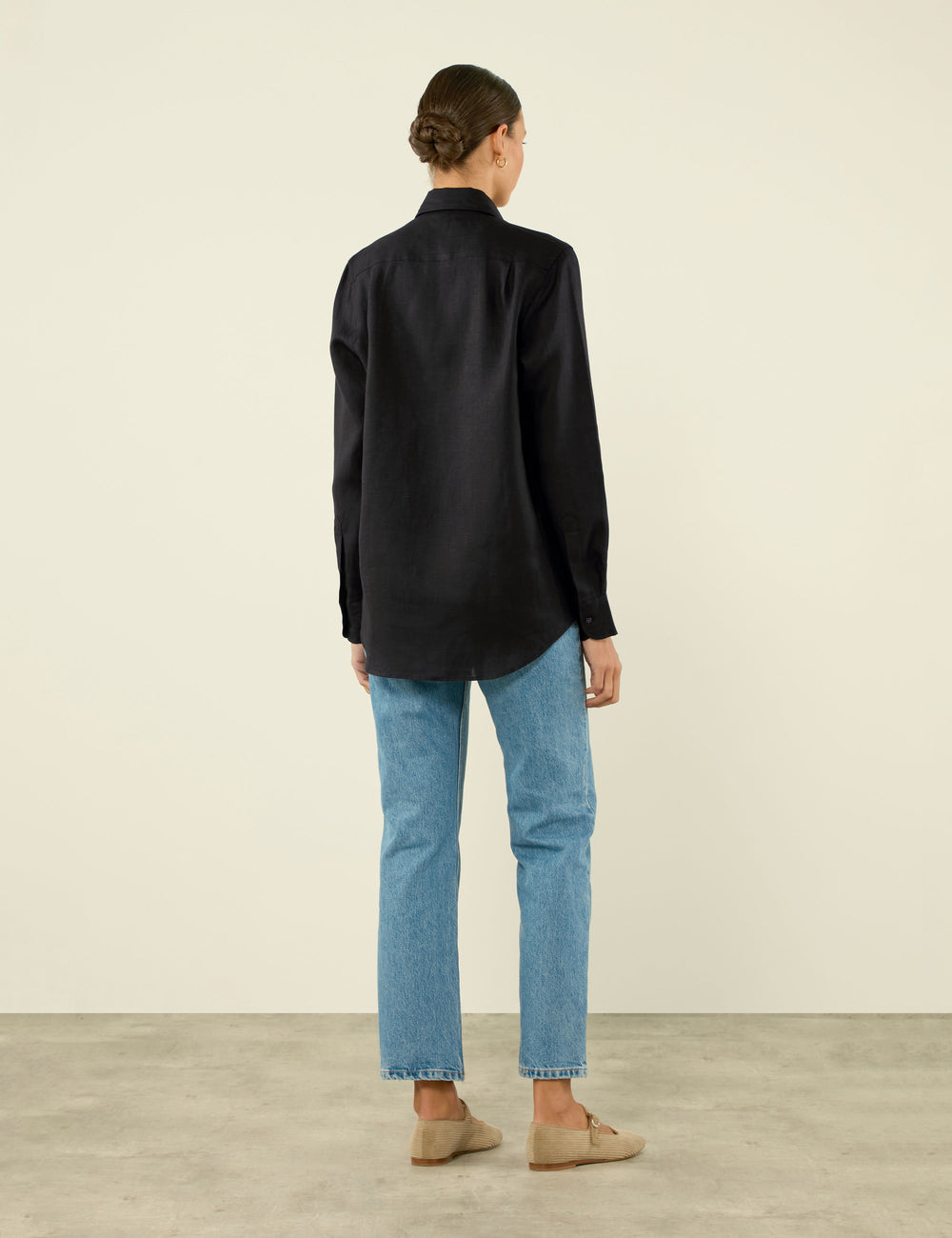 The Boyfriend: Linen, Black