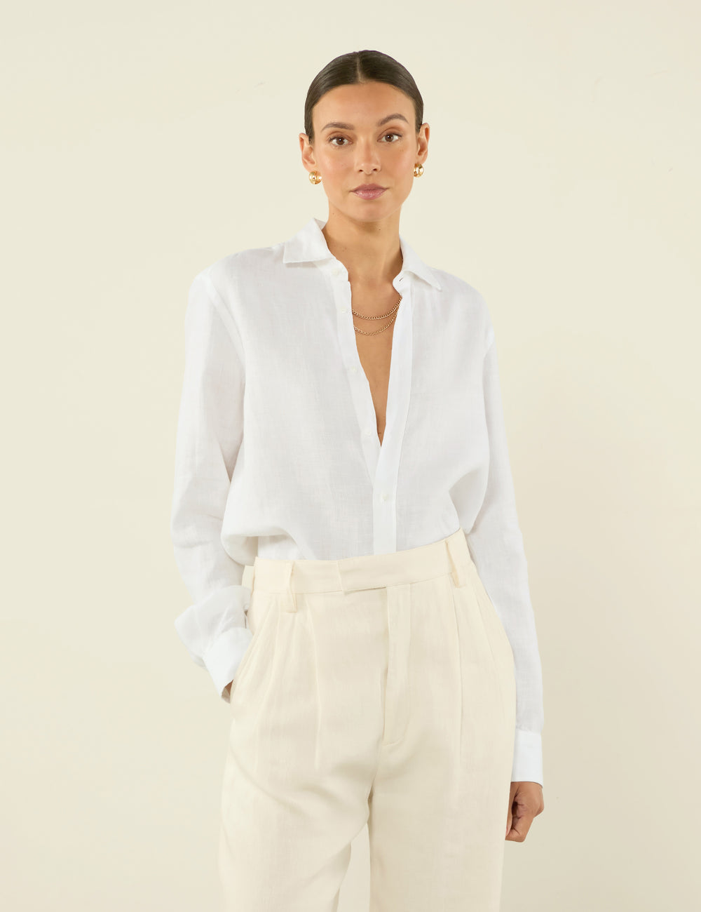 The Boyfriend: Linen, White