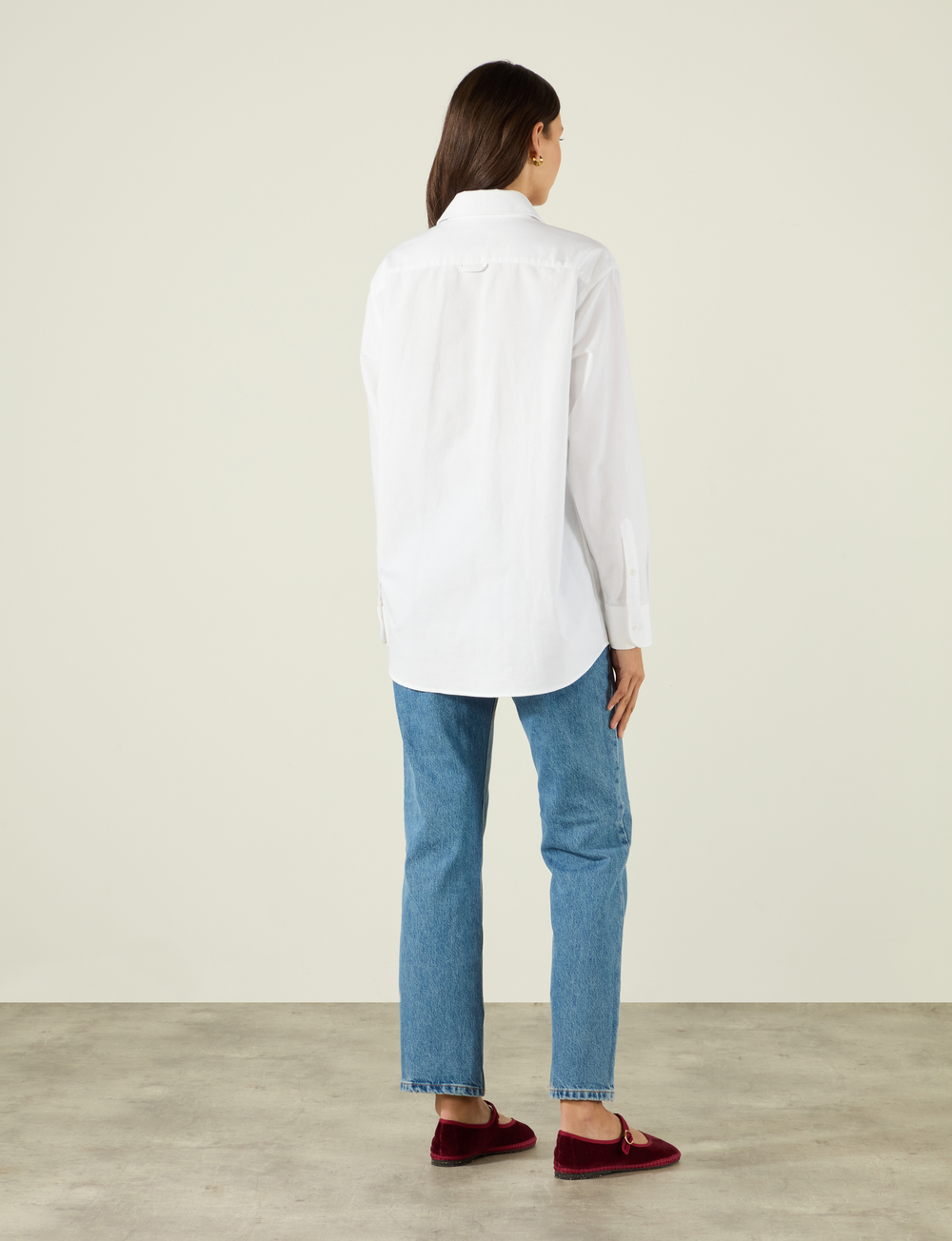 The Oversized: Oxford, White